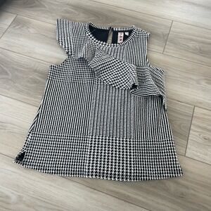 Dolan Anthropologie Callan Houndstooth Ruffle Sleeveless Blouse Top Size XS‎